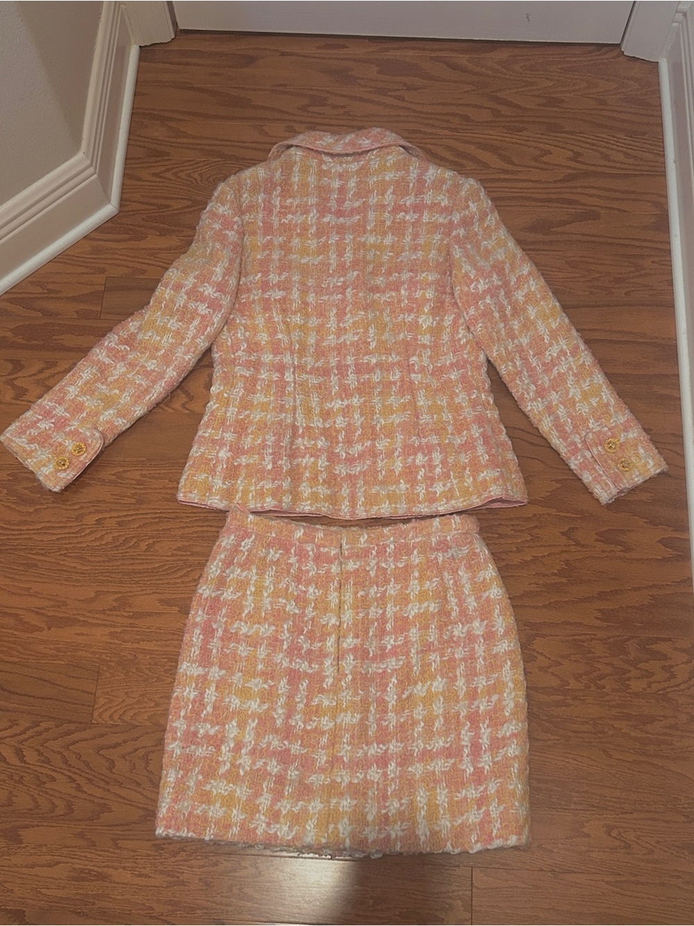 Vintage 80s RAD Paris Pink & Peach Tweed Two-Piece Jacket and Skirt Set - Picture 2 of 5